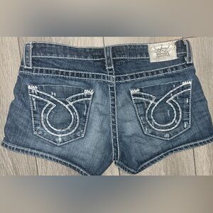 Big Star Liv Shorts Denim Shorts Size 29 Distressed Dark Wash Cute Pockets